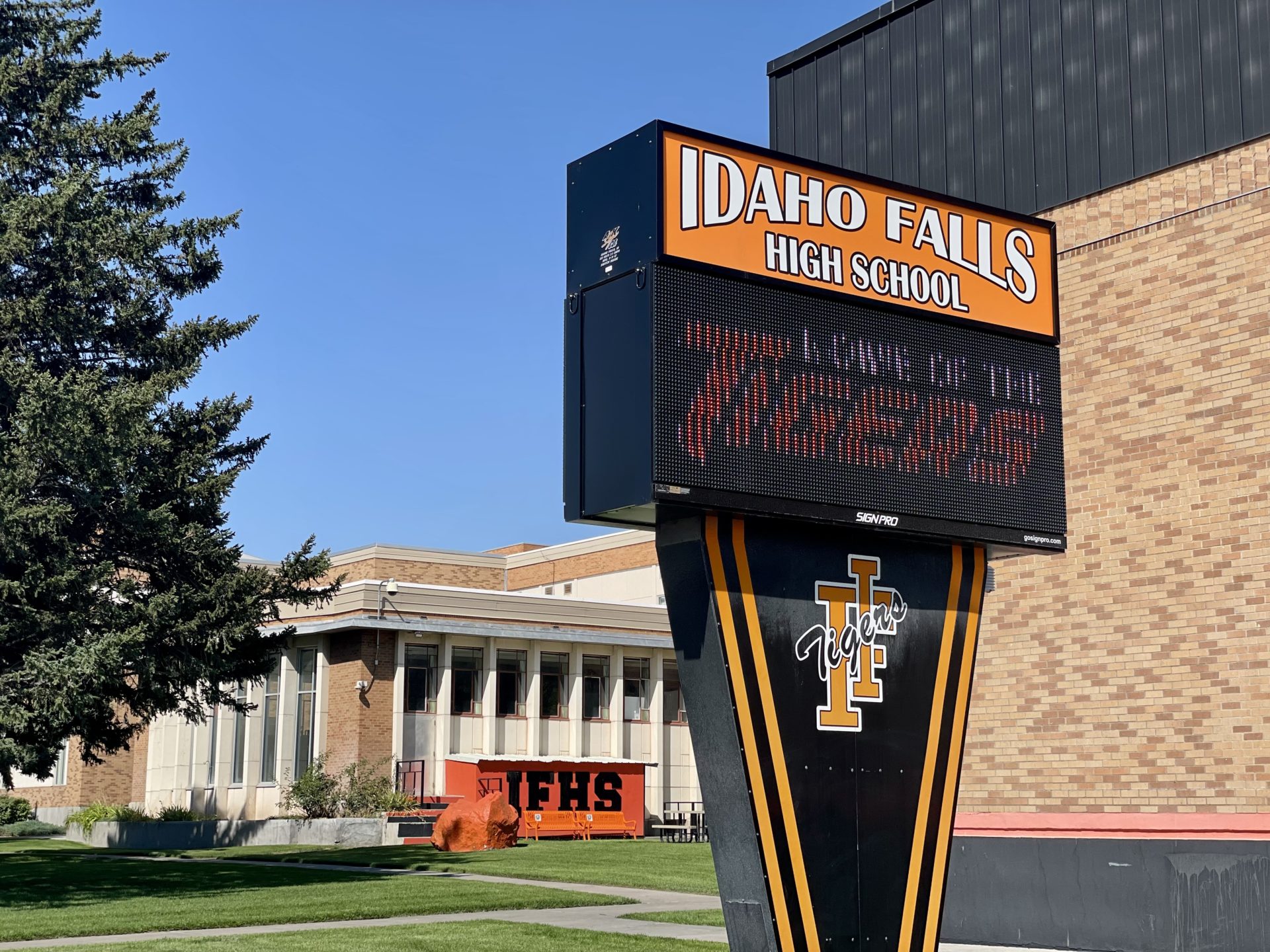 Idaho Falls staff reels from board decisions to cut jobs, change schedules
